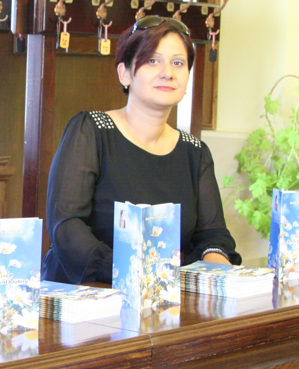 Ana-Maria Bocai: Sunt, Doamne, viaţă sau&nbsp;gând?